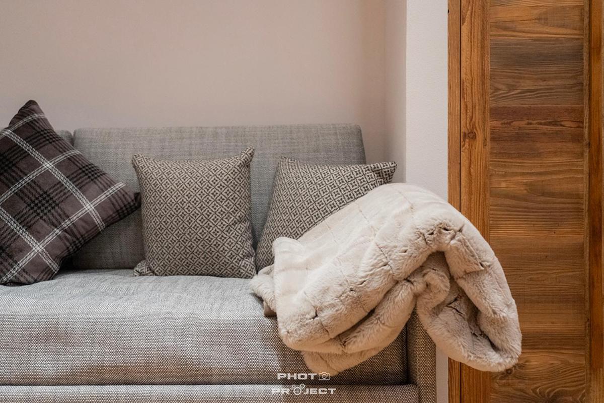 Fior Di Roccia Apartments- In Centro Cervinia, Sauna Privata, Matterhorn Dream بيريوِل تْشيرفينيا المظهر الخارجي الصورة