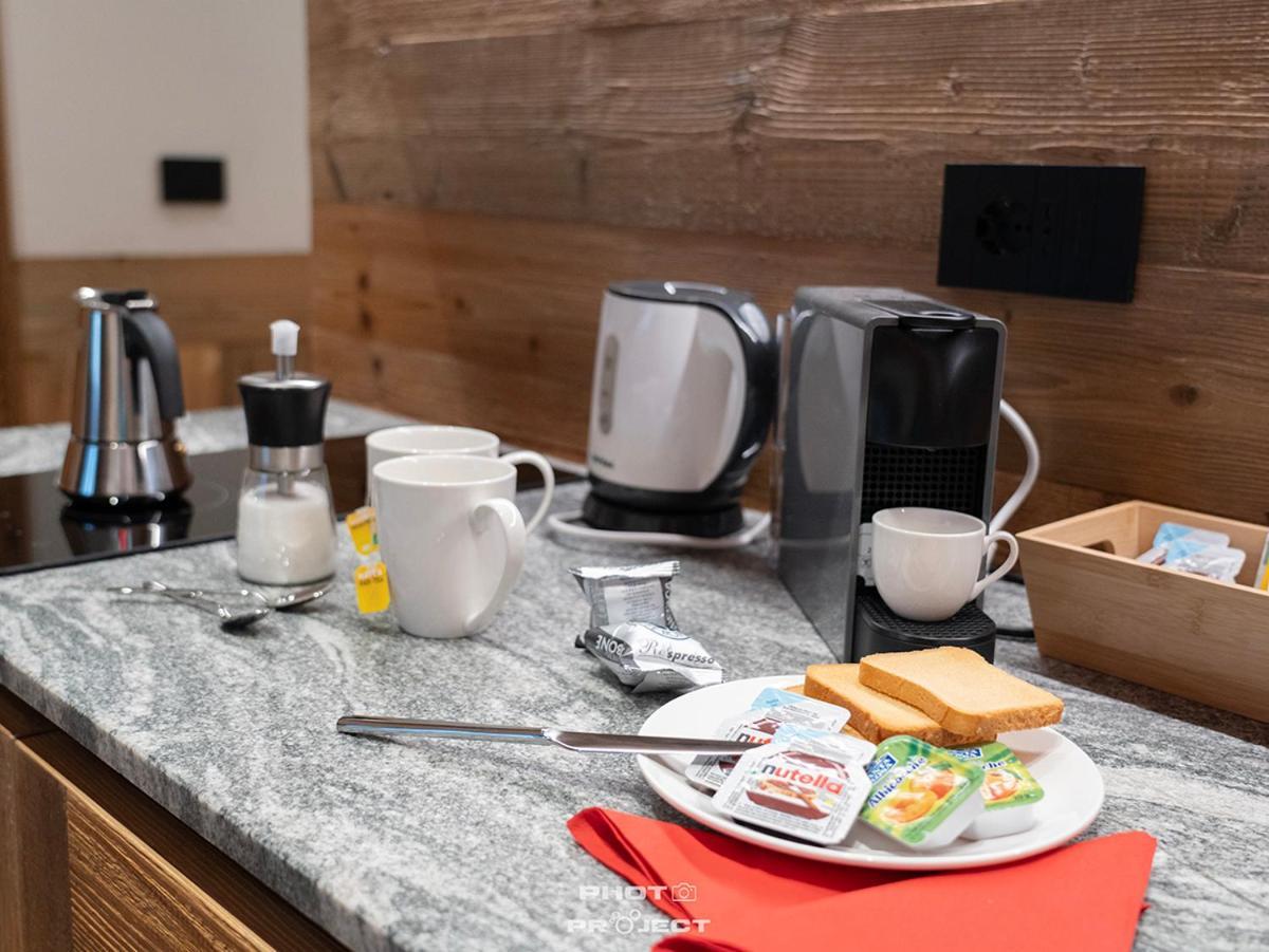 Fior Di Roccia Apartments- In Centro Cervinia, Sauna Privata, Matterhorn Dream بيريوِل تْشيرفينيا المظهر الخارجي الصورة