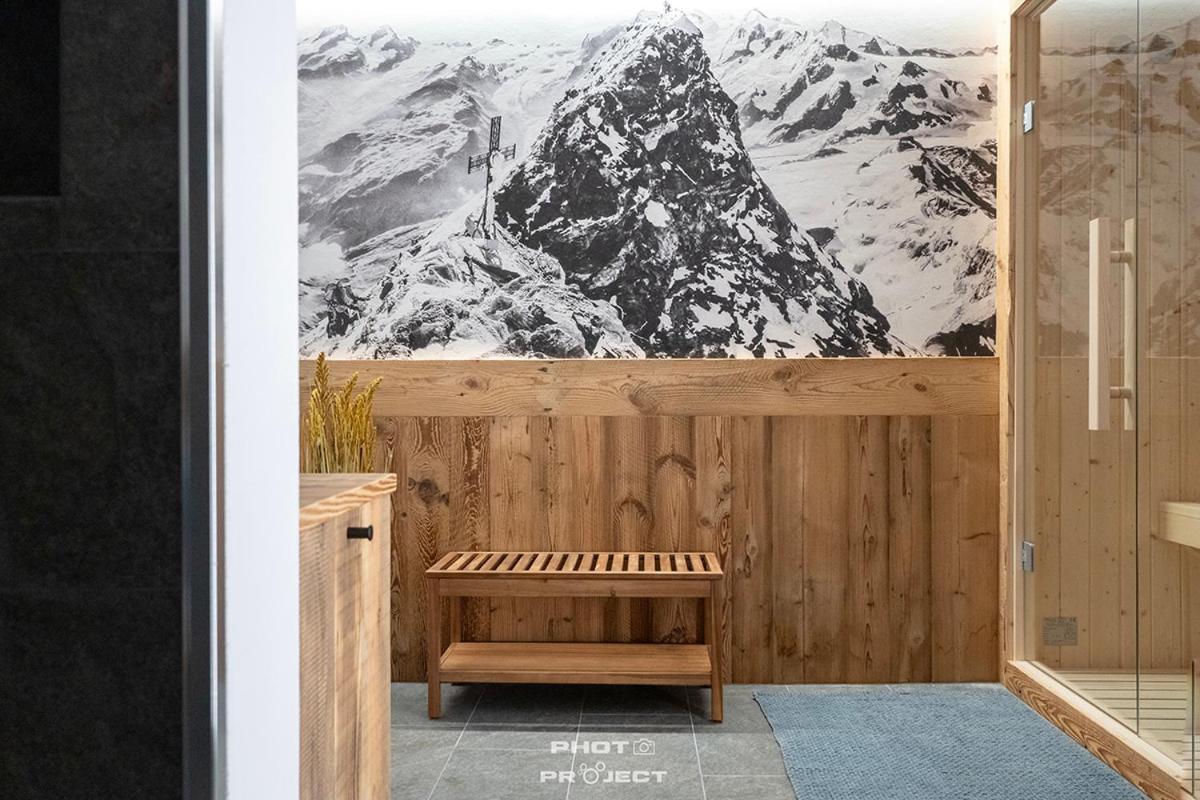 Fior Di Roccia Apartments- In Centro Cervinia, Sauna Privata, Matterhorn Dream بيريوِل تْشيرفينيا المظهر الخارجي الصورة