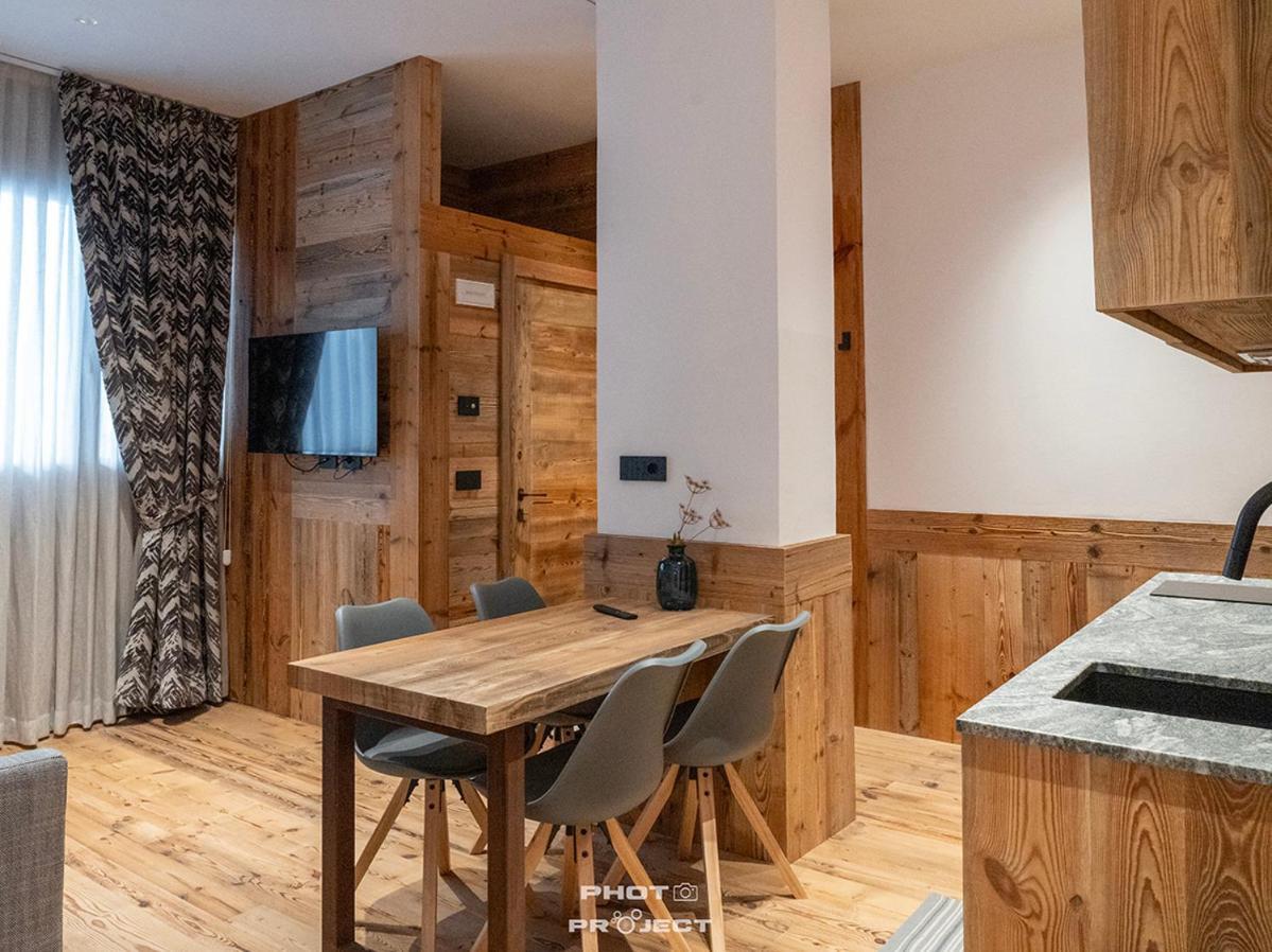 Fior Di Roccia Apartments- In Centro Cervinia, Sauna Privata, Matterhorn Dream بيريوِل تْشيرفينيا المظهر الخارجي الصورة