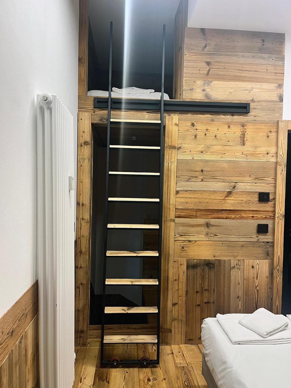 Fior Di Roccia Apartments- In Centro Cervinia, Sauna Privata, Matterhorn Dream بيريوِل تْشيرفينيا المظهر الخارجي الصورة