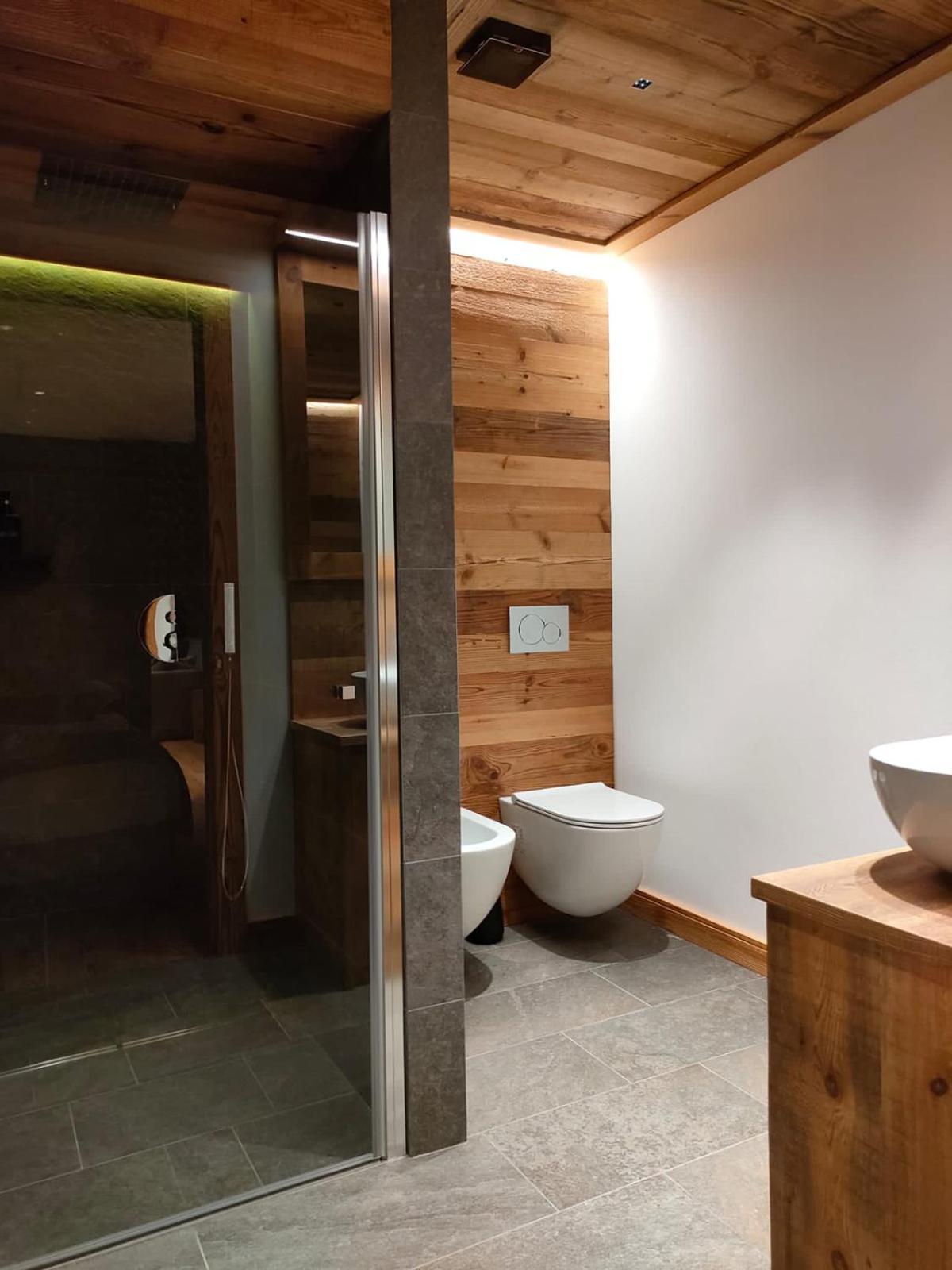 Fior Di Roccia Apartments- In Centro Cervinia, Sauna Privata, Matterhorn Dream بيريوِل تْشيرفينيا المظهر الخارجي الصورة