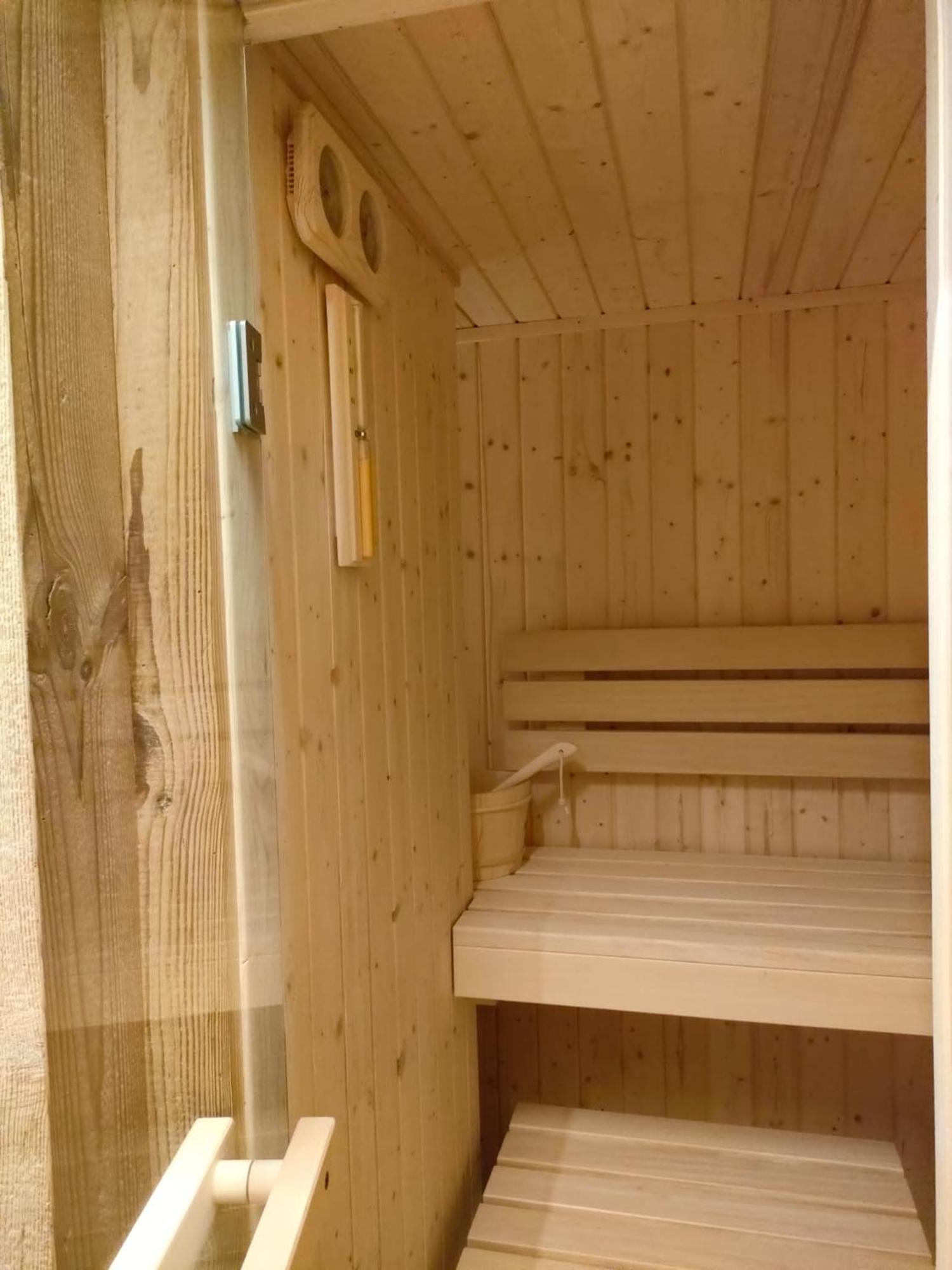 Fior Di Roccia Apartments- In Centro Cervinia, Sauna Privata, Matterhorn Dream بيريوِل تْشيرفينيا المظهر الخارجي الصورة